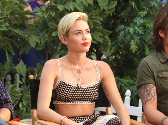 Miley Cyrus bra size, measurements and Brief Bio
